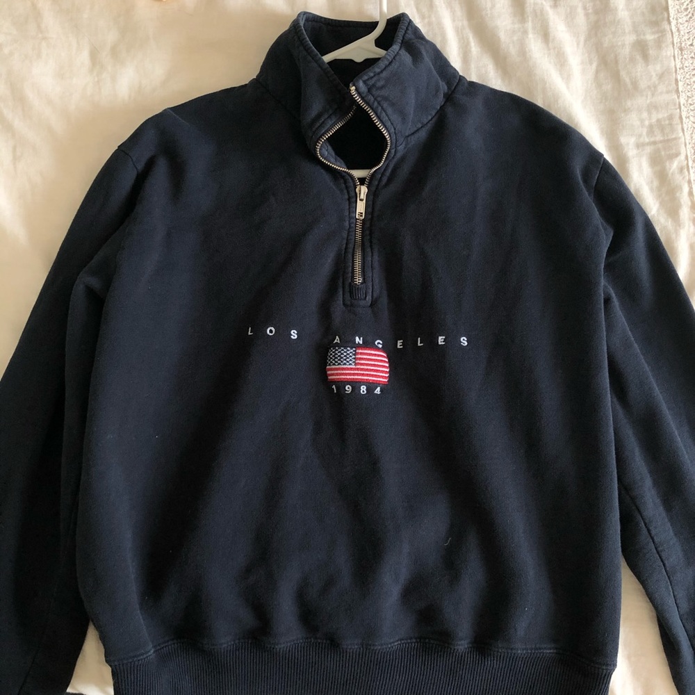 BRANDY MELVILLE HALF ZIP